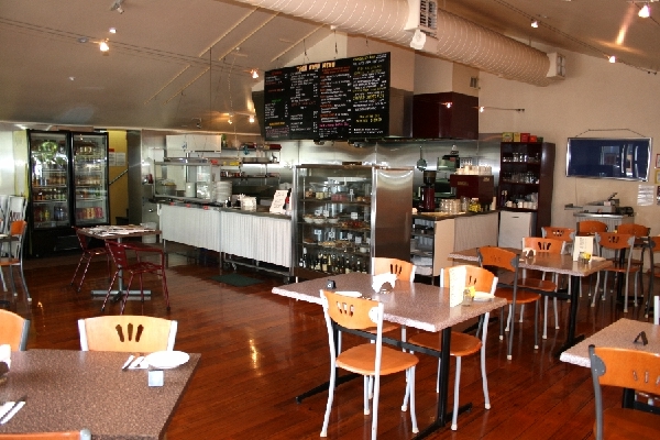 COMMERCIAL FREEHOLD BUSINESS IN NOWRA CBD Picture 3