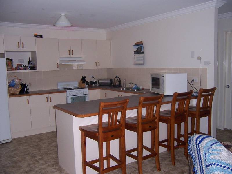 Lovely Three Bedroom Home Picture 3