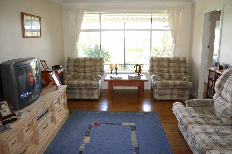 ENTERTAINER'S DELIGHT Picture 2