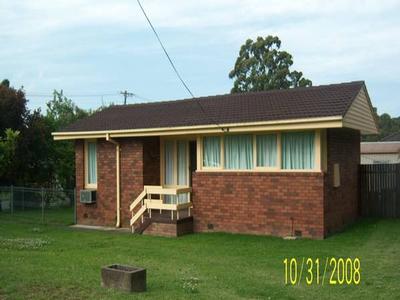 COMFORTABLE THREE BEDROOM HOME Picture COMFORTABLE THREE BEDROOM HOME Picture