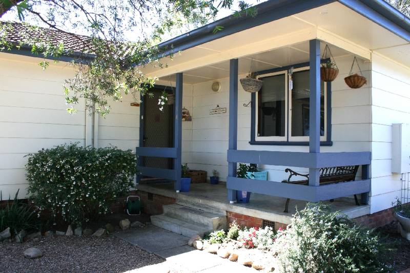 AN EXCELLENT OPPORTUNITY... Picture 1