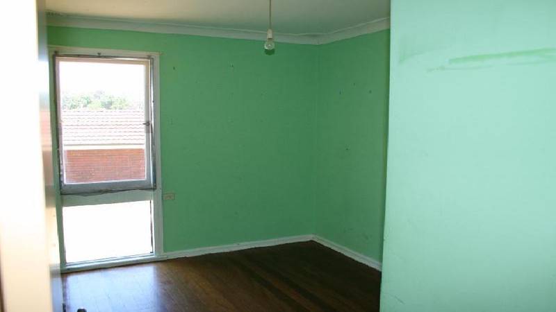 DIVE INTO YOUR FIRST HOME Picture 2