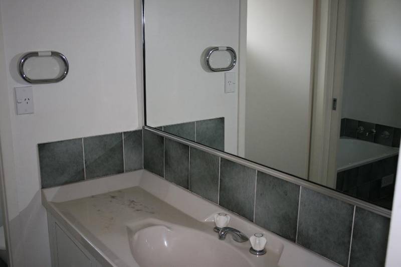 WALK TO EVERYTHING Picture 3