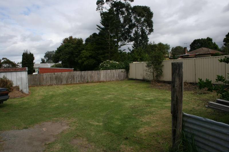 LOW PRICE HIGH EXPOSURE Picture 2