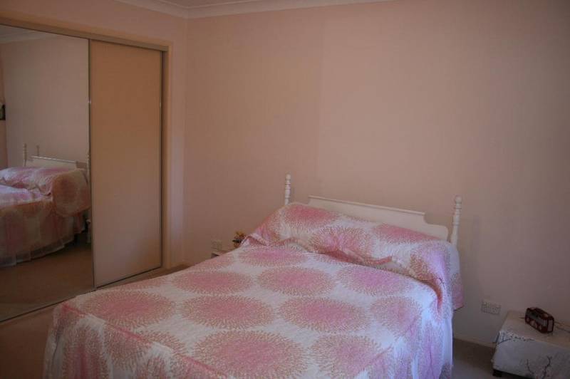 MAGNIFCENTLY PRESENTED Picture 2