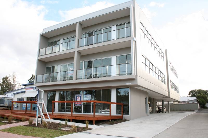 Perfect Location Perfect Opportunity Picture 1