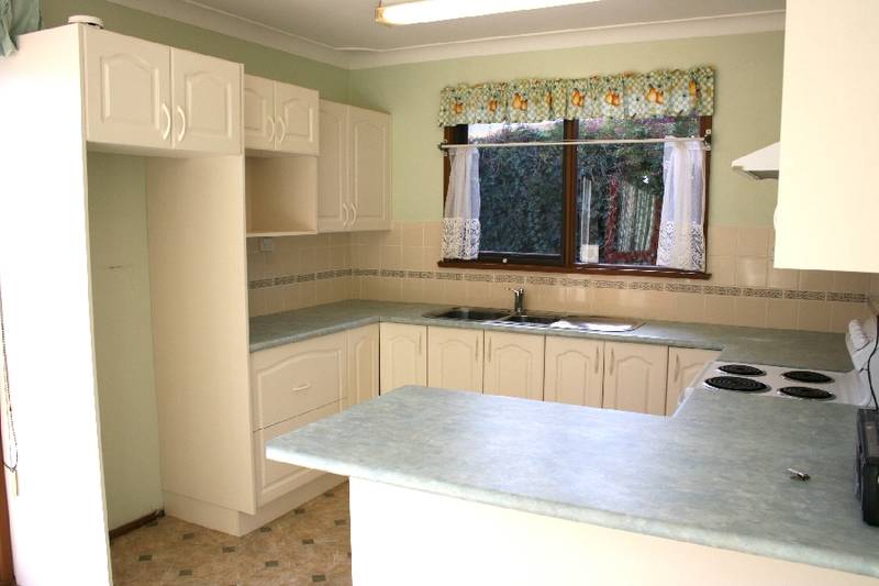 ROOM TO S-T-R-E-T-C-H-O-U-T Picture 2