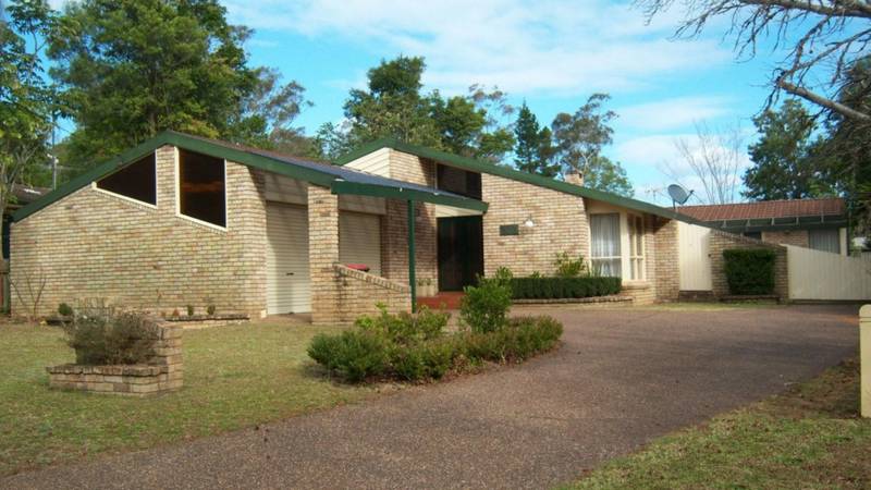 Executive Family Home Picture 1