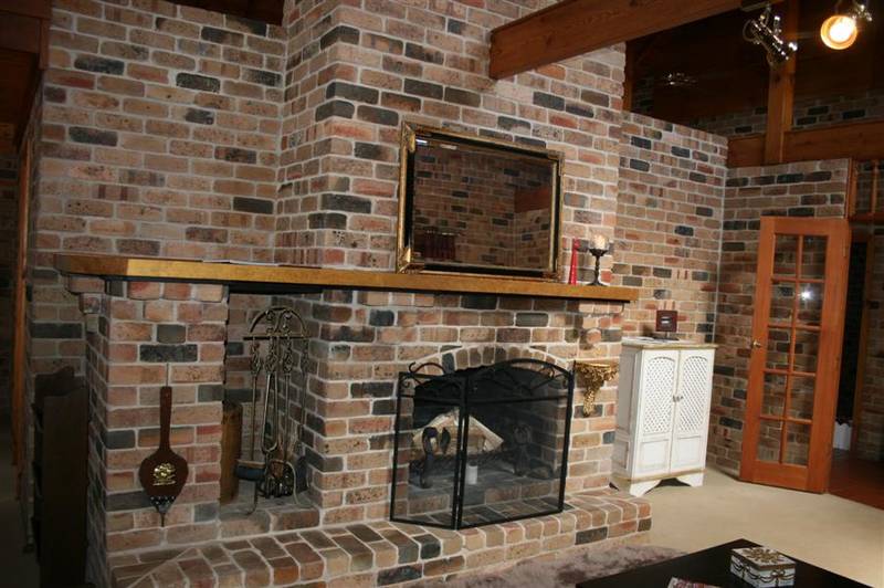 Rural Outlook with Town Convenience Picture 3