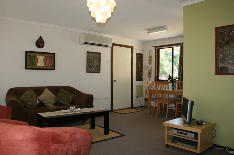 DONT LET THIS ONE GET AWAY Picture 2