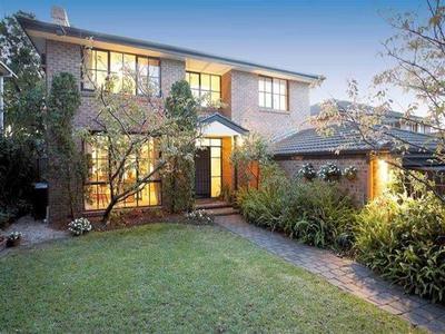 Substantial four bedroom family home Picture Substantial four bedroom family home Picture