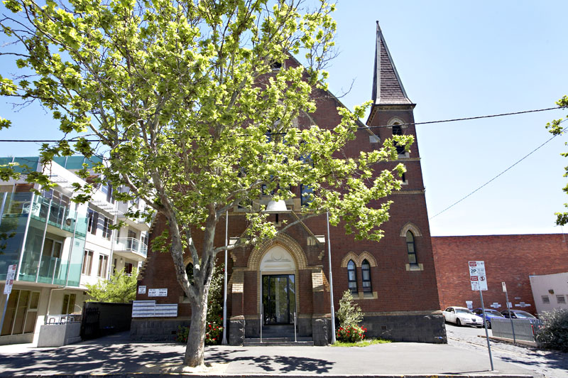 Sophisticated Central Carlton Pad Picture 2