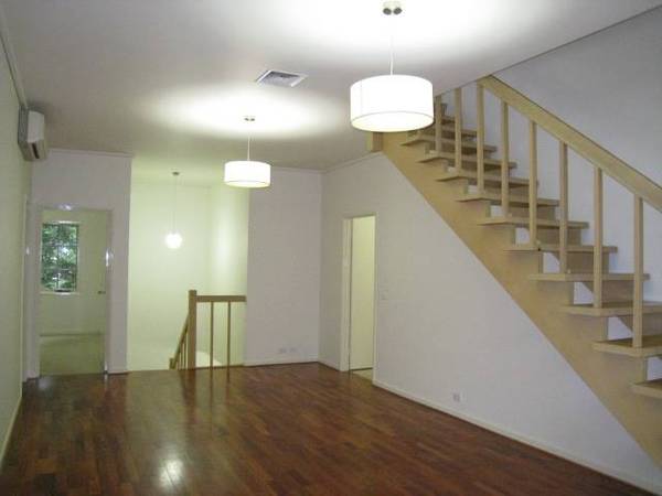 Spacious Charmer! Picture Spacious Charmer! Picture