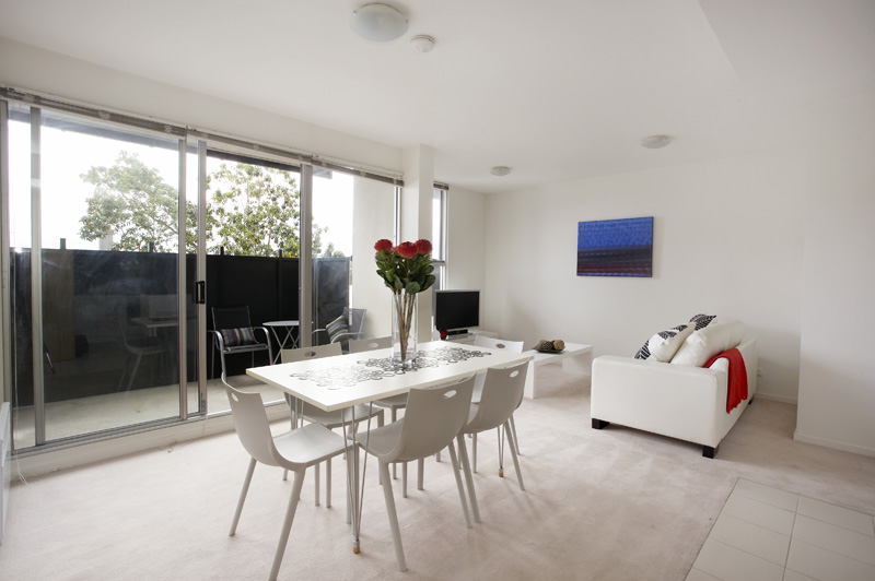 START OUT IN STYLE! Picture 1