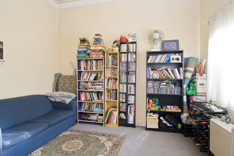 IDEAL FIRST HOME OR INVESTMENT Picture 3