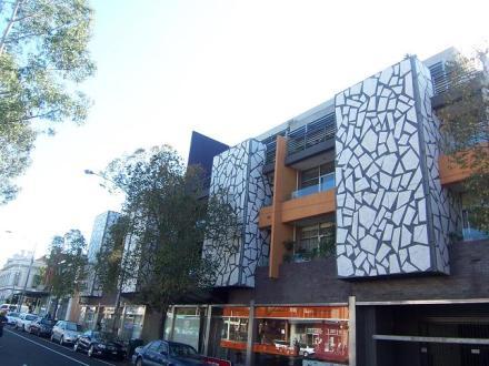 City Living.. Picture 1