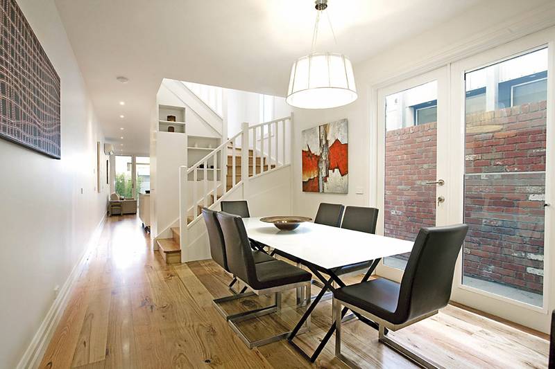 VICTORIAN ELEGANCE, CONTEMPORARY IDEAS Picture 3