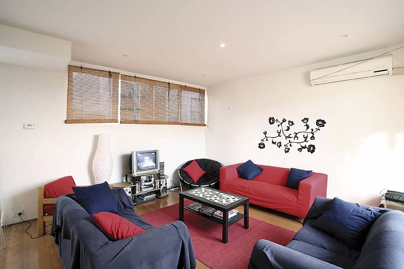 MODERN, SOPHISTICATED AND SECURE Picture 1