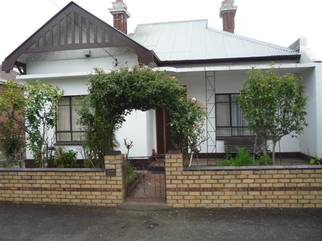 3/4 bedroom spacious family home Picture 1