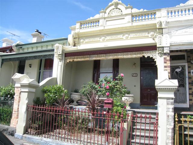 Simply Stunning Picture 1