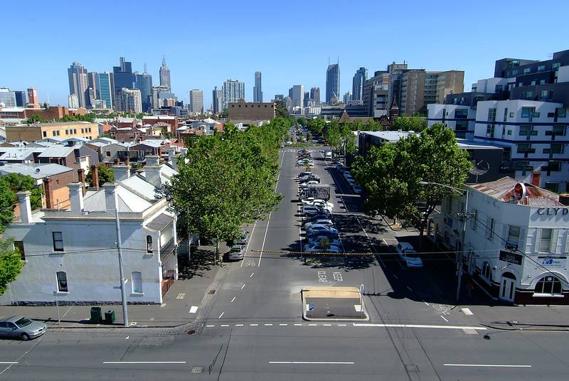 PROMINENT CORNER VICTORIAN Picture 3