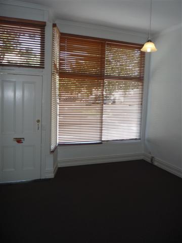 3 Bedroom Victorian Picture 2