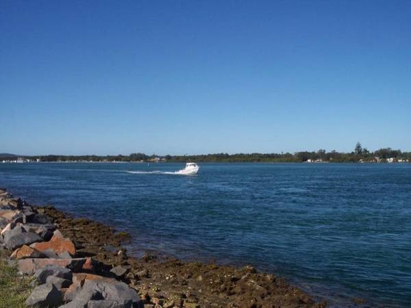 CHANNEL WATCHING.... Picture 1