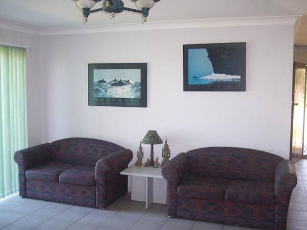 OPPOSITE BEACH LOCATION Picture 2