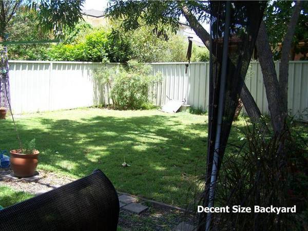 1ST HOME BUYERS & YOUNG RETIREES WILL LOVE IT! Picture 2