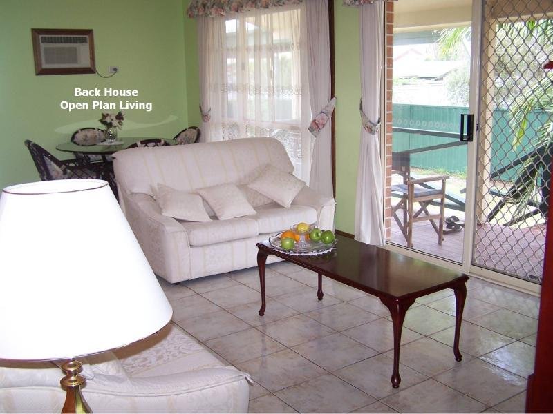 Two Homes For The Price of One! Picture 3