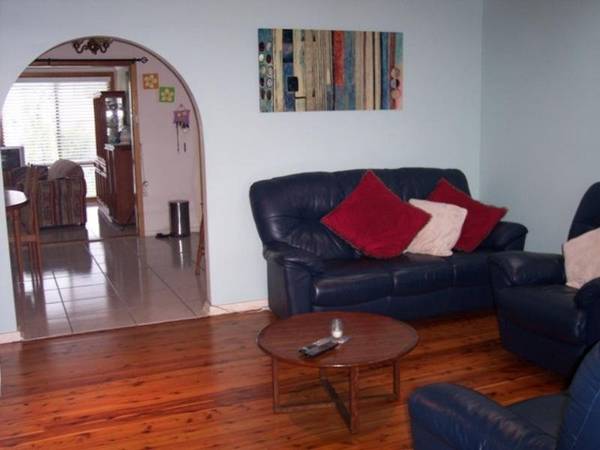 CAVES BEACH - VALUE PLUS! Picture 2