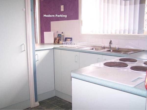 LIGHT, BRIGHT, AIRY & AFFORDABLE! Picture