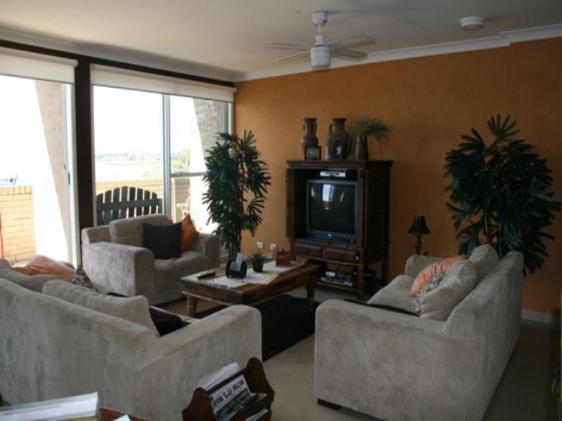 PENTHOUSE IN PARIS! Picture 2