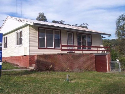 19 CENTRAL AVENUE - REDUCED! Picture