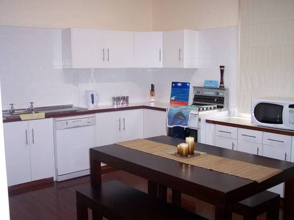 4 MARKS PARADE Picture 2