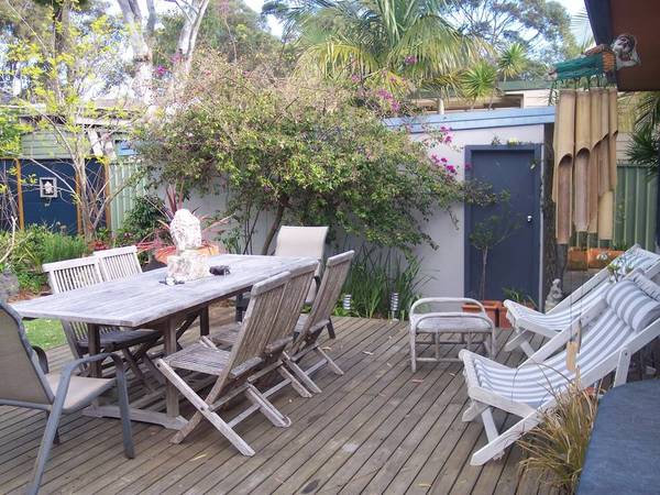 Serenity at Caves Beach Picture 1