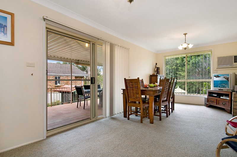 2 STREETS FROM OCEANFRONT Picture 3