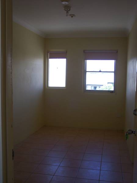 21/20 Pacific Highway Picture 2