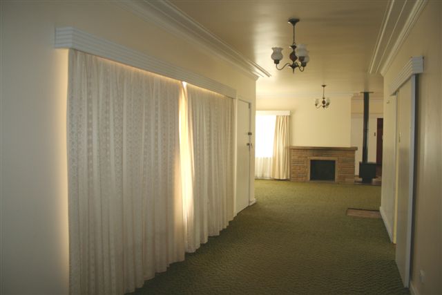 MAKE AUCTION DAY YOUR DAY TO BUY BIG! Picture 2