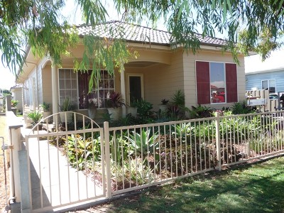 GREAT HOUSE, IN GREAT SPOT WITH FANTASTIC GARAGE! Picture