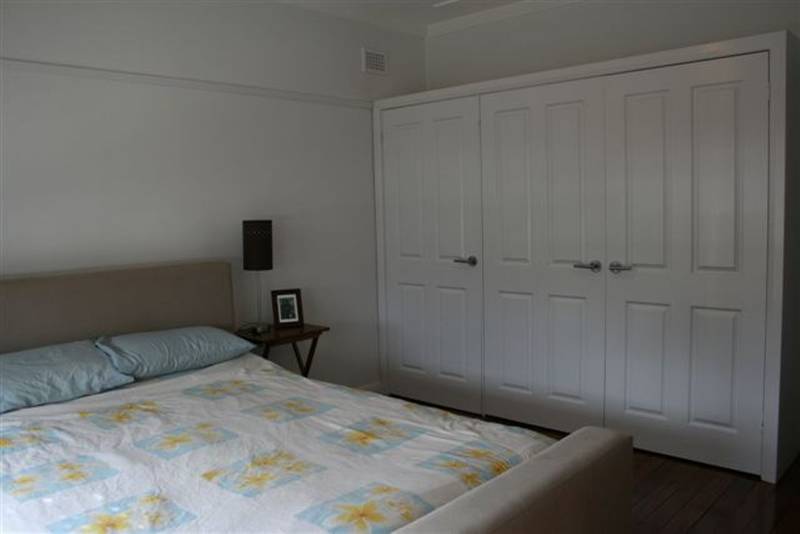 The Very Best of Old World Charm & Strikingly, Modern Good Looks! Picture 2