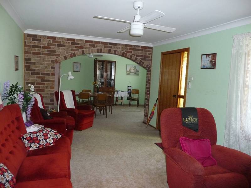 House + Granny Flat Picture 2