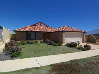 GREAT LOCATION - CLOSE TO PARKS & SCHOOL Picture