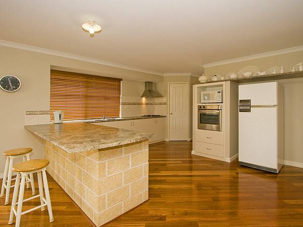 BRIGHTON BREEZY! Picture