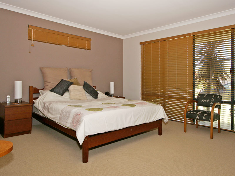 !!! Seahaven Stunner - A Sure Seller !!! Picture 2