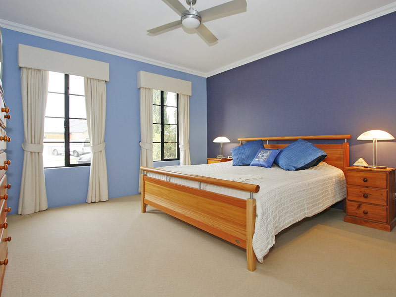 BRING THE FAMILY! Picture 2