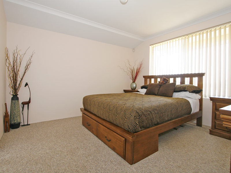 NEST OR INVEST! Picture 3