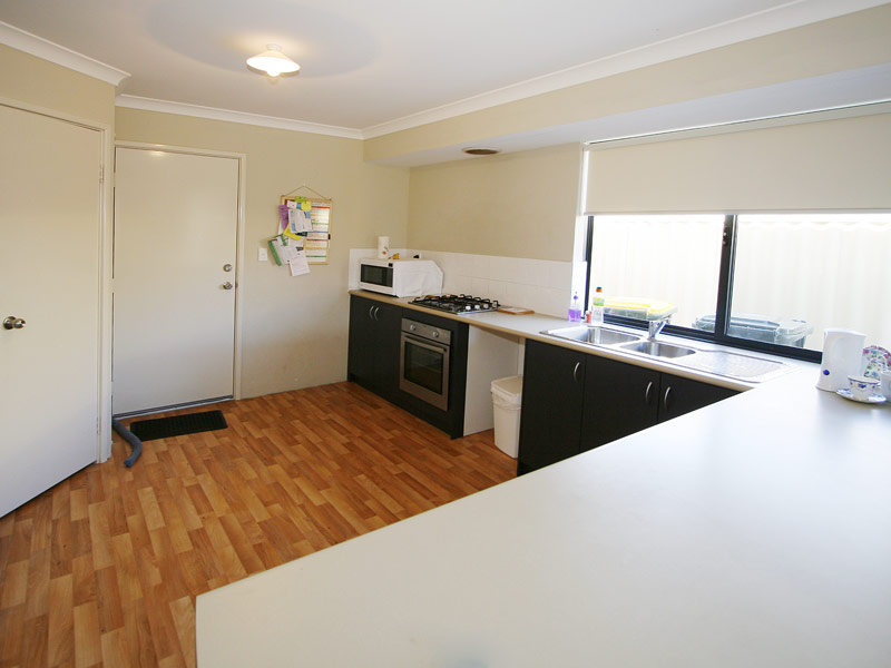 INVEST FOR YOUR FUTURE Picture 3