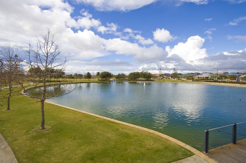 LAND AHOY! Picture 3