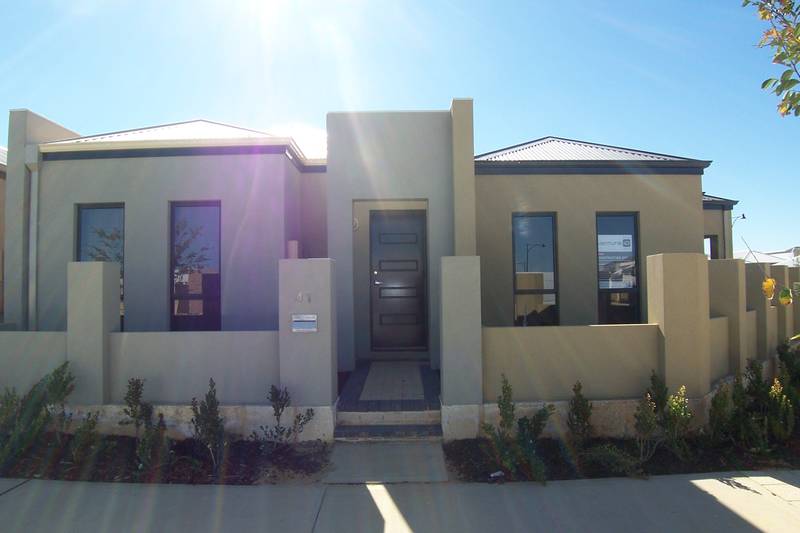 Near New & Ready for You! Picture 1